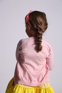 sweater, cardigan, knit, pink, petal, pink detail, snap buttons , model photo