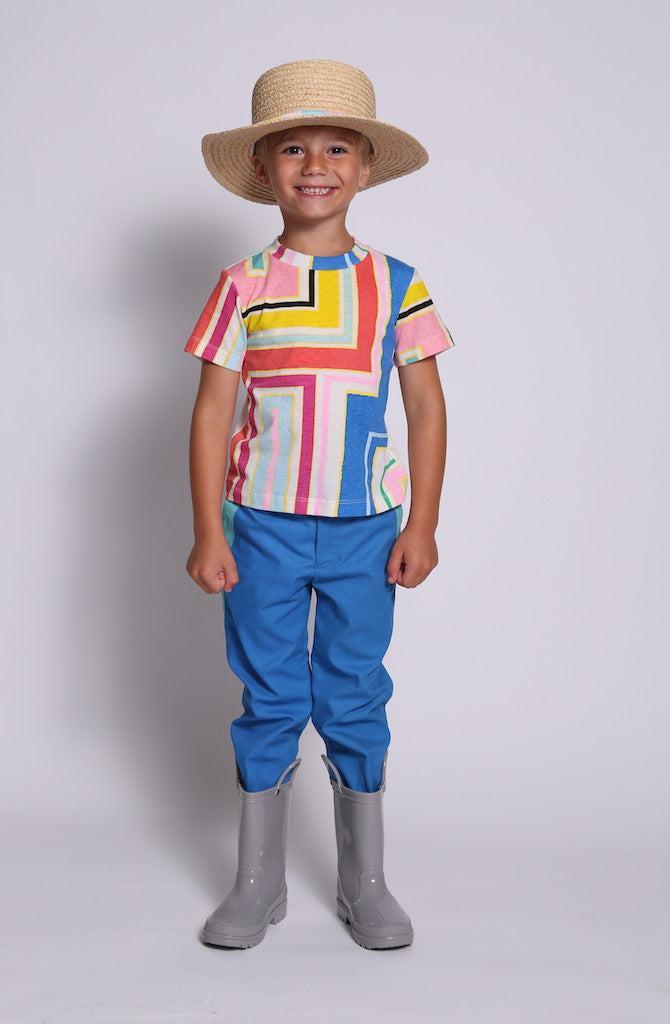 unisex, print, tee, t-shirt, short sleeve, rainbow, stripe, frank Stella, model photo