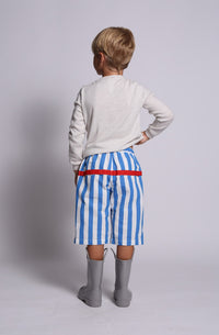 boys, Bermudas, shorts, seersucker, red detail, blue, white, stripe, elastic waist, model photo