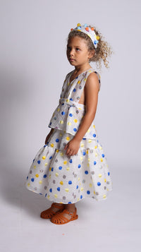 girls, skirt, polka dot, blue, yellow, white, full skirt, long skirt, girls model side