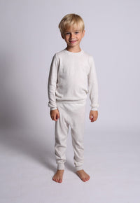 unisex, knit, kids, legging, loose fit, yarn, knit, soft, pajama, white, model photo